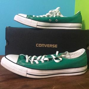 🎉HP🎉💟BOGO💟Unisex jungle green converse💟